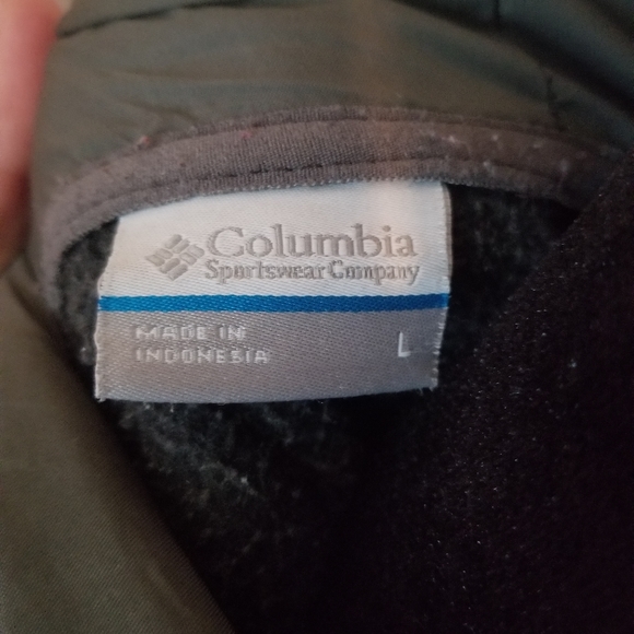 Brand New Womans Columbia size LG Fleece Zip Up with Hood - Picture 3 of 4